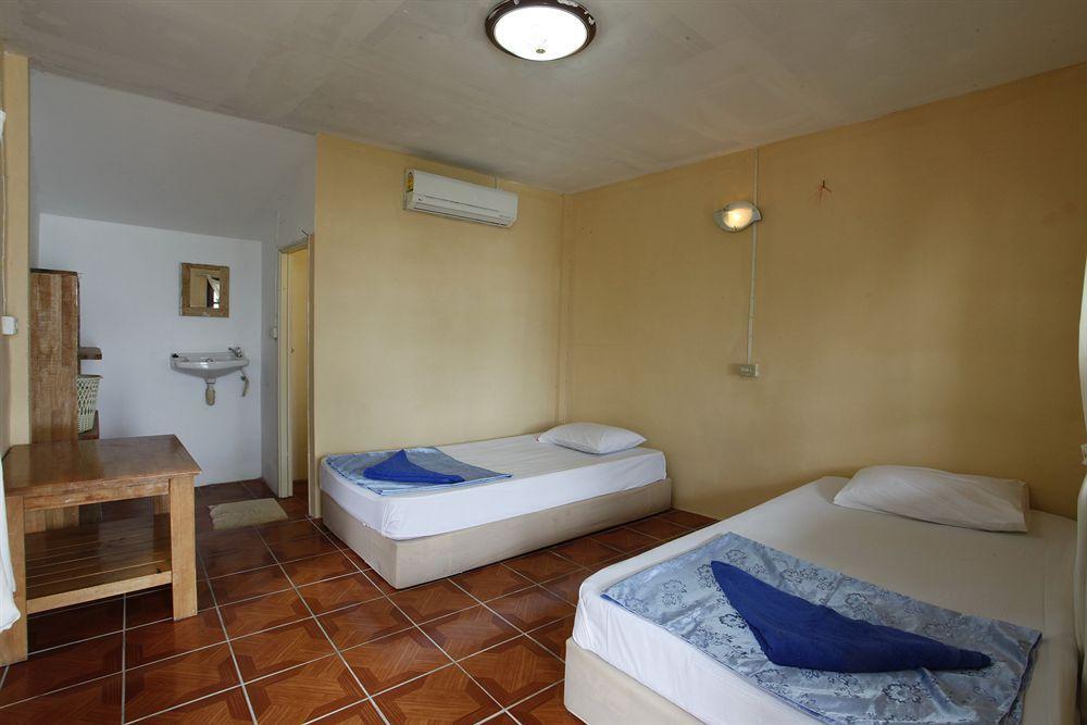 Leela Beach Resort Haad Rin Extérieur photo